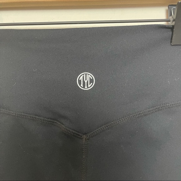 TIl YOU COLLAPSE- Resilient Dual Color Mesh Athletic Workout Legging - Picture 9 of 10